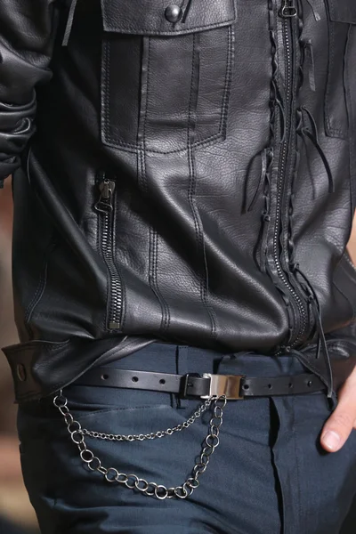 Look 31